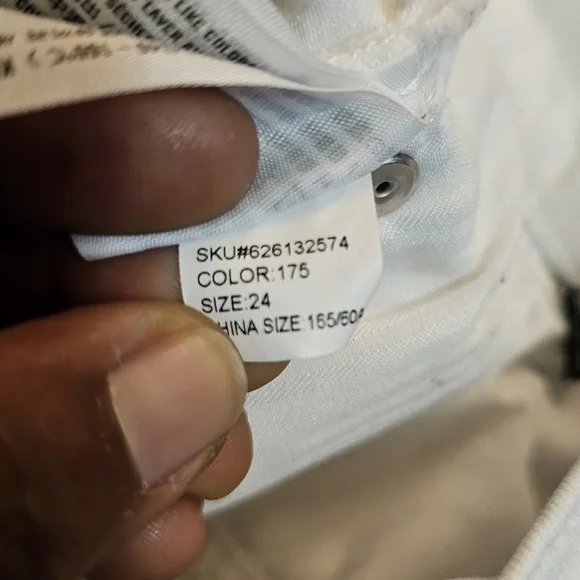 Abercrombie & Fitch White Denim Distressed Raw Hem Boho Shorts Size 24 - Picture 5 of 8